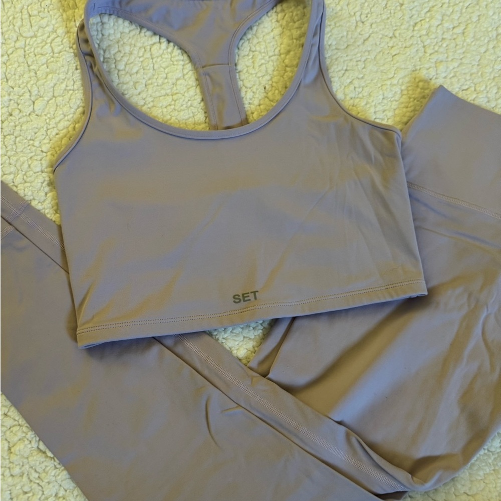 SET Active Lavender Sports Bra and Leggings Set